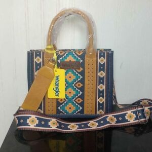 Wrangler Women's Patterned Tan and Blue Bag